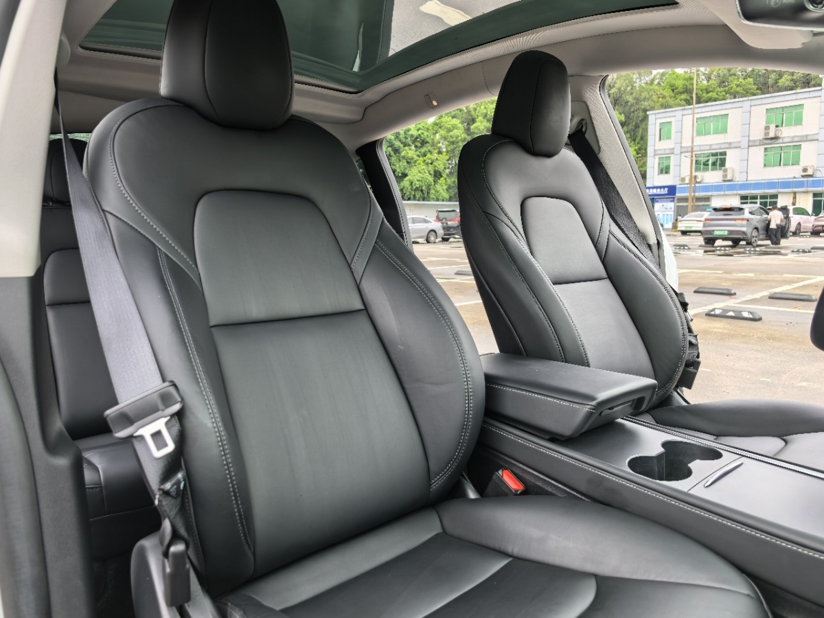 Tesla Model Y 2023 #7 Tesla Model Y 2023 car image #7