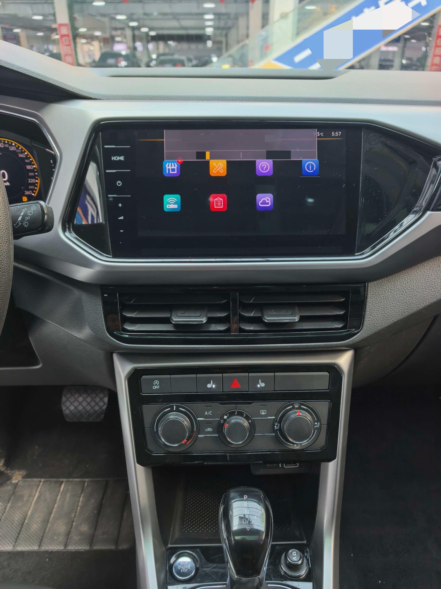 Volkswagen T-Cross 2022 صورة سيارة #5