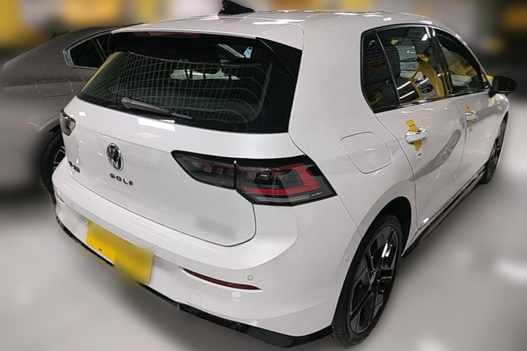 Volkswagen Golf 2025 #7 Volkswagen Golf 2025 car image #7