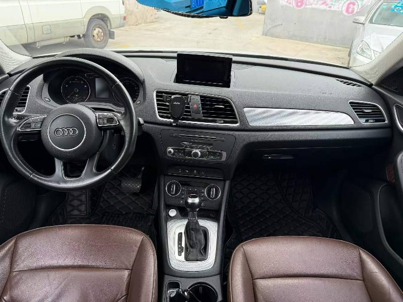 Audi Q3 2017 #5 Audi Q3 2017 car image #5