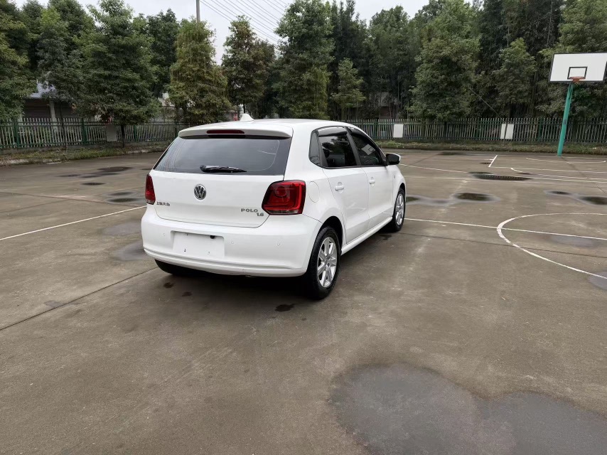 Volkswagen Polo 2014 #8 Volkswagen Polo 2014 car image #8