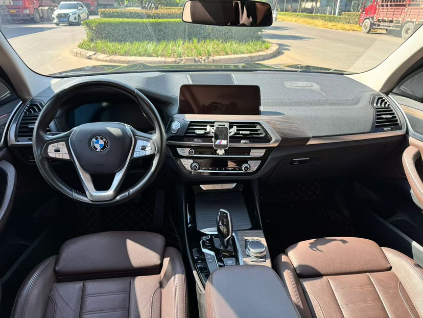BMW X3 2020 car image #5