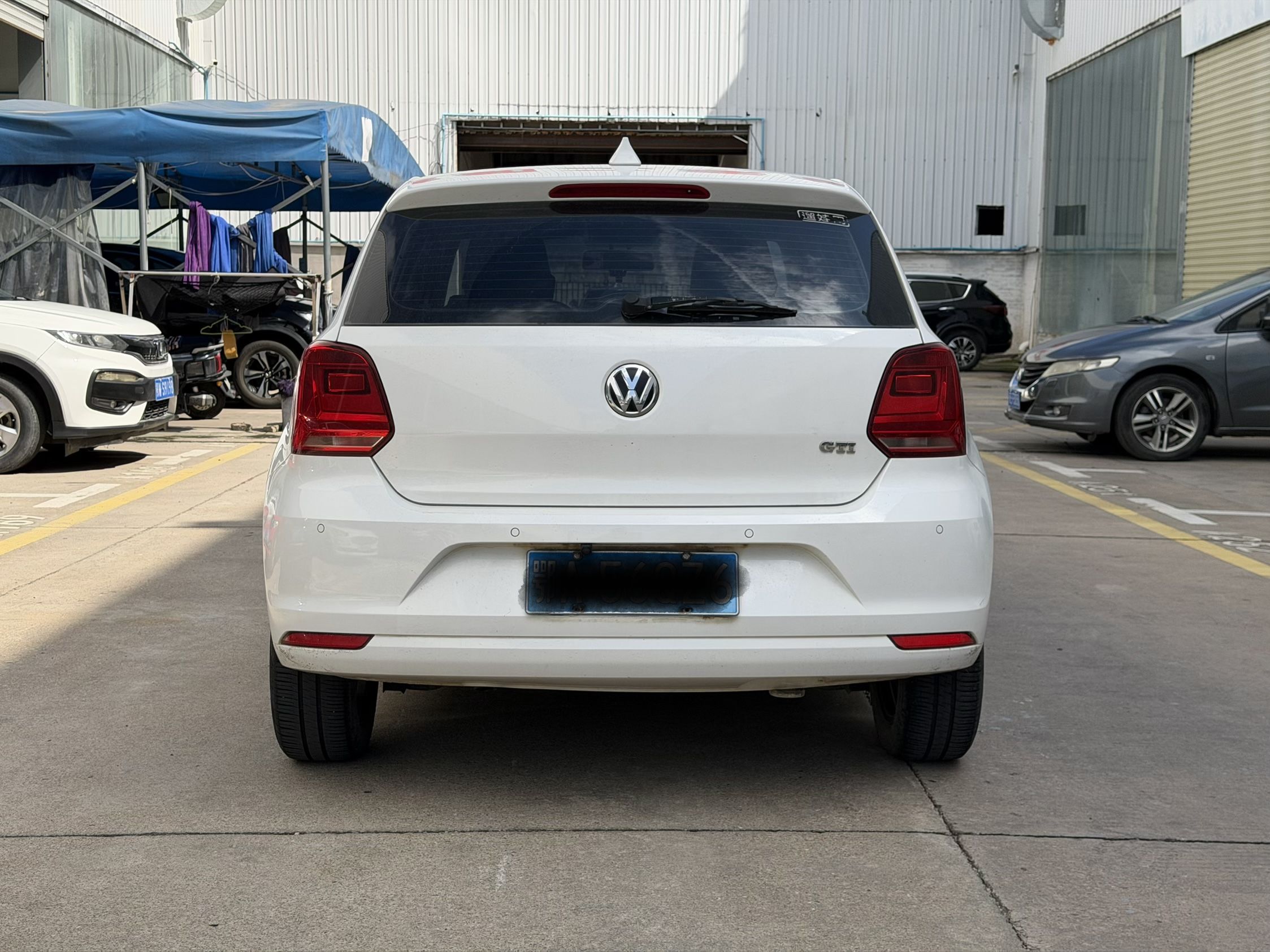 Volkswagen Polo 2016 car image #5