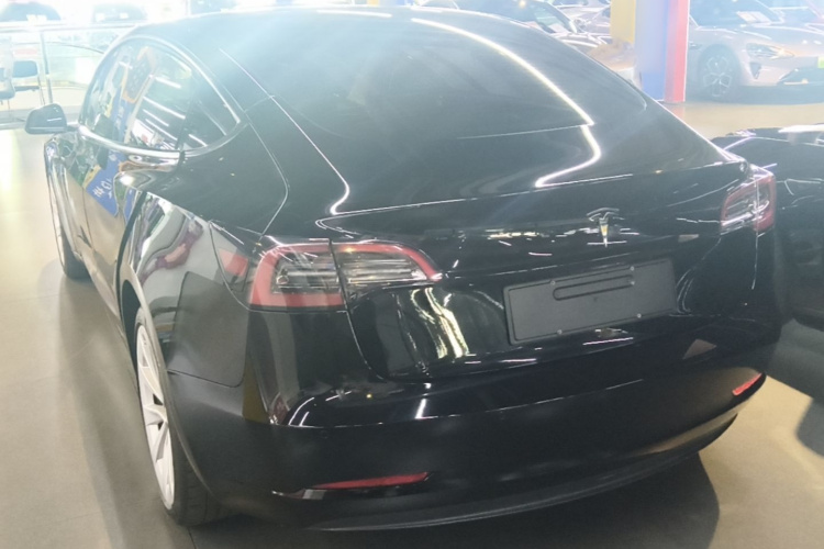 Tesla Model 3 2021 #5 Tesla Model 3 2021 immagine di auto #5