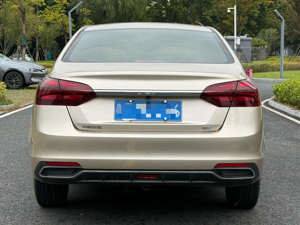 GEELY Emgrand 2019 image de voiture #5