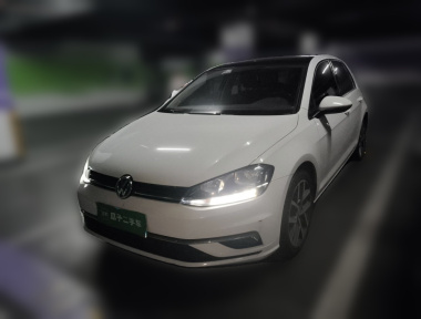 Volkswagen Golf 2020 car image 