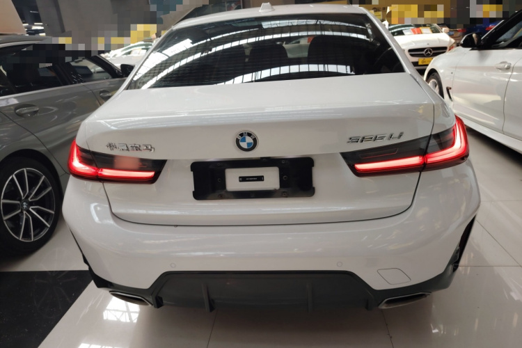 BMW 3 Series 2023 car image #6