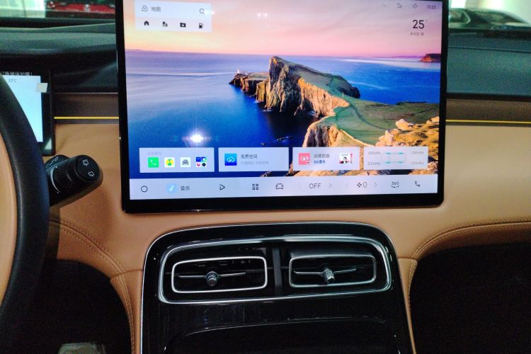 GEELY Boyue L 2025 imagem de carro #13