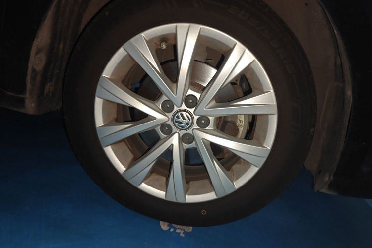Volkswagen Lavida 2017 #6 Volkswagen Lavida 2017 car image #6