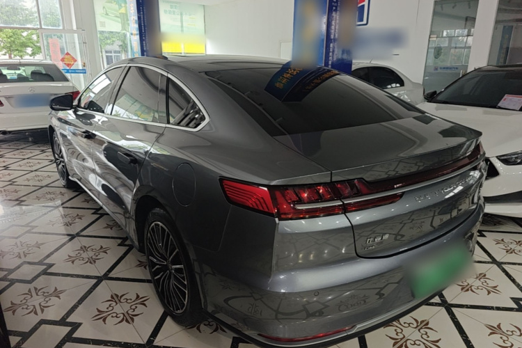 BYD Han 2021 immagine di auto #5