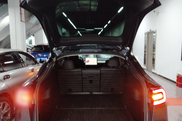Tesla Model Y 2022 #21 Tesla Model Y 2022 car image #21
