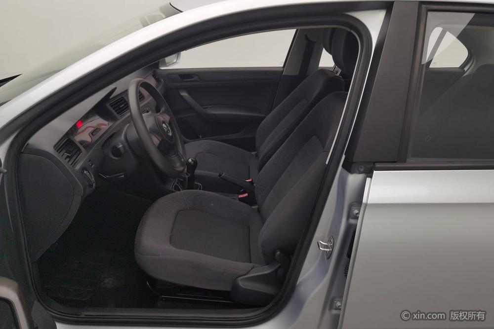 Volkswagen Santana 2015 car image #17