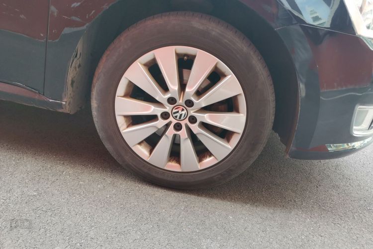 Volkswagen Lavida 2017 car image #9