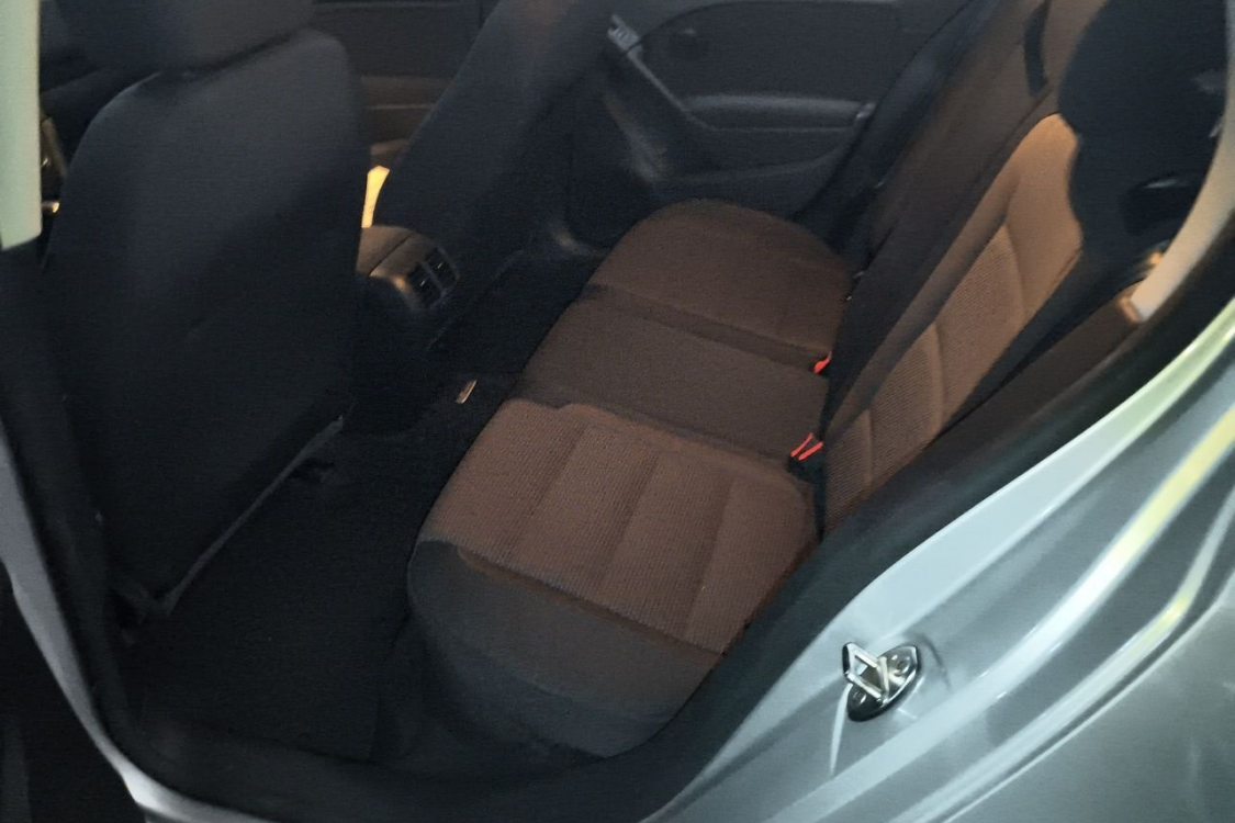 Volkswagen Golf 2013 car image #21