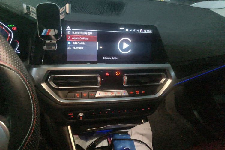 BMW 3 Series 2022 #13 BMW 3 Series 2022 car image #13