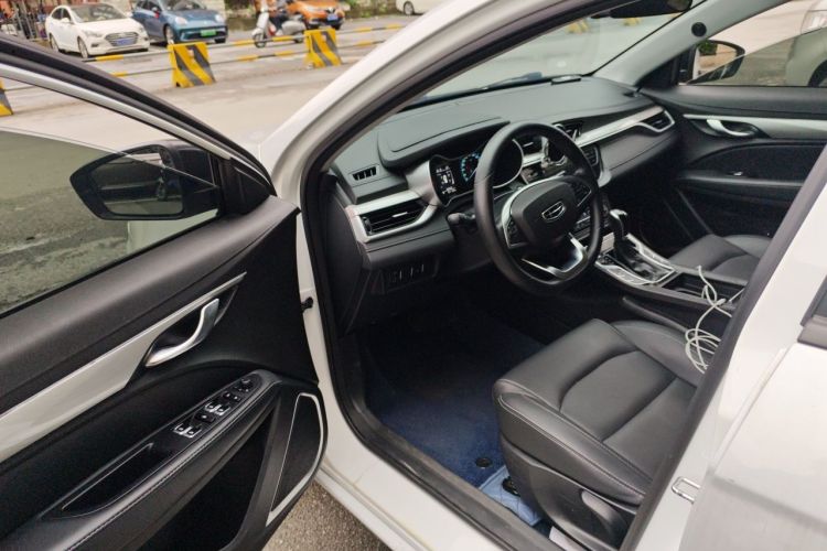 GEELY Emgrand 2020 #9 GEELY Emgrand 2020 car image #9