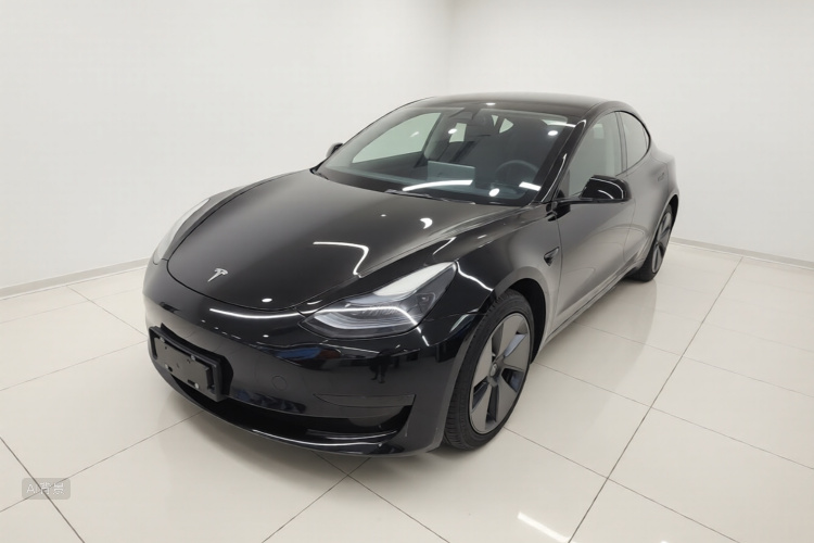 Tesla Model 3 2023 #2 Tesla Model 3 2023 صورة سيارة #2