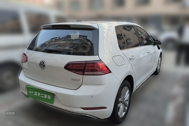 Volkswagen Golf 2018 car image #7