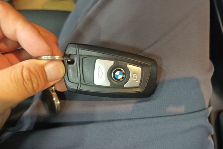 BMW 3 Series 2017 immagine di auto #9