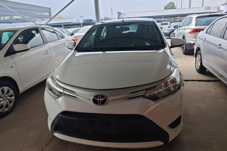 Toyota Vios 2015 car image #3