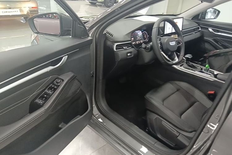GEELY Emgrand 2024 #15 GEELY Emgrand 2024 car image #15