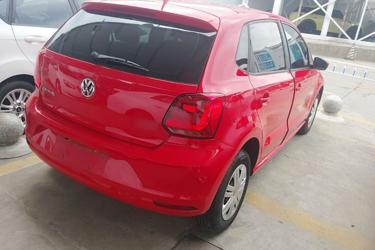 Volkswagen Polo 2017 car image #7