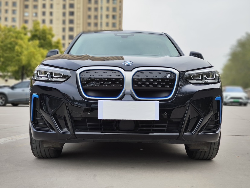 BMW iX3 2022 imagen de coche #3
