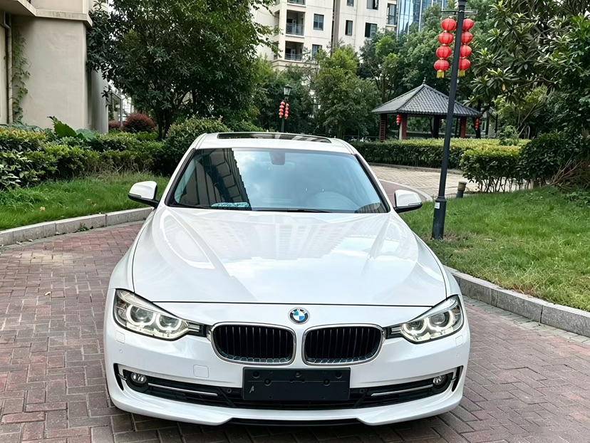 BMW 3 Series 2013 car image 