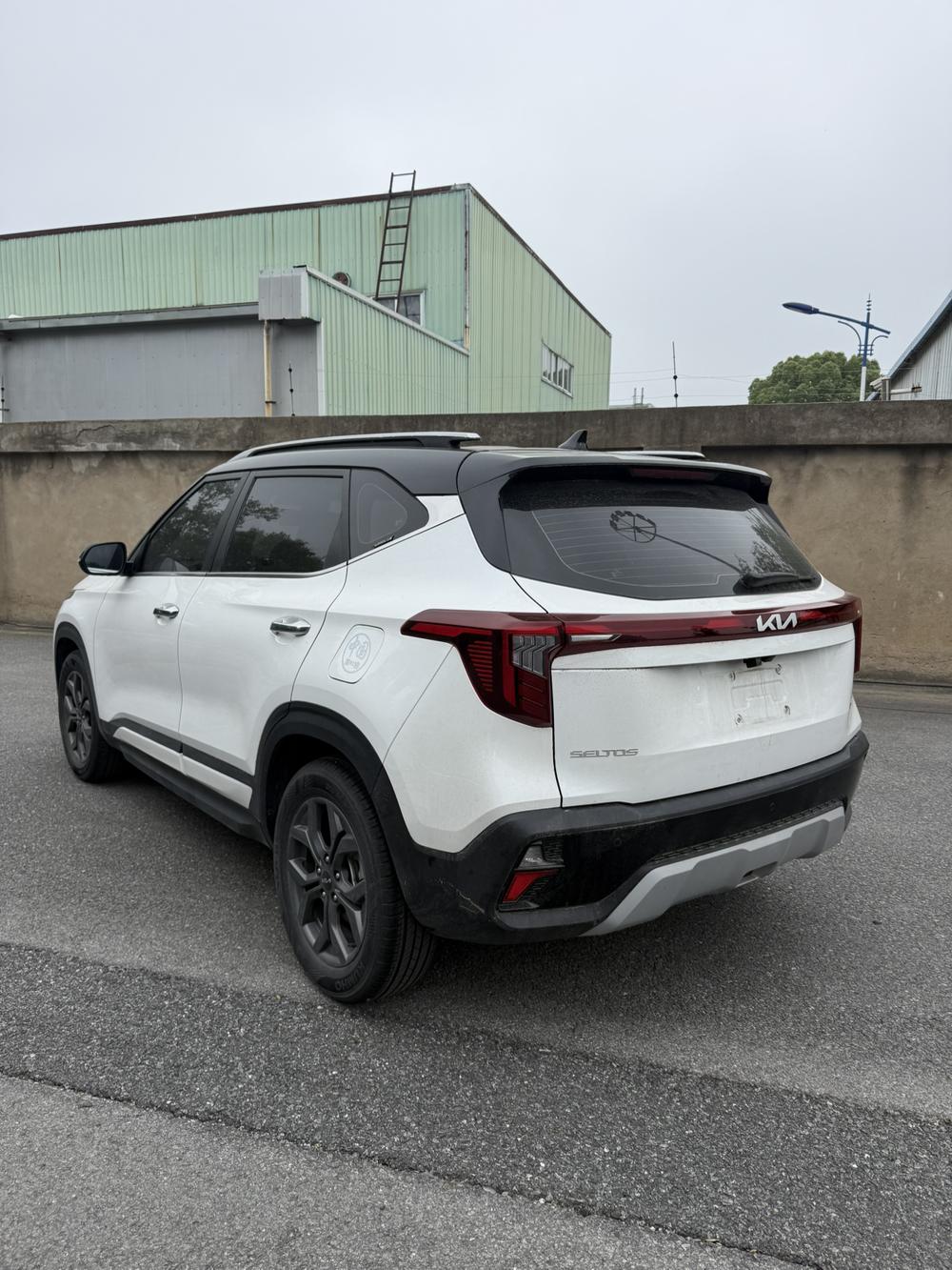 Kia Seltos 2023 image de voiture #4