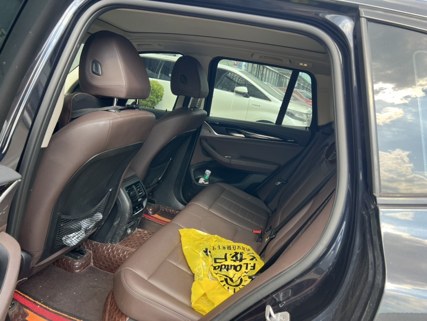 BMW X3 2019 #4 BMW X3 2019 car image #4