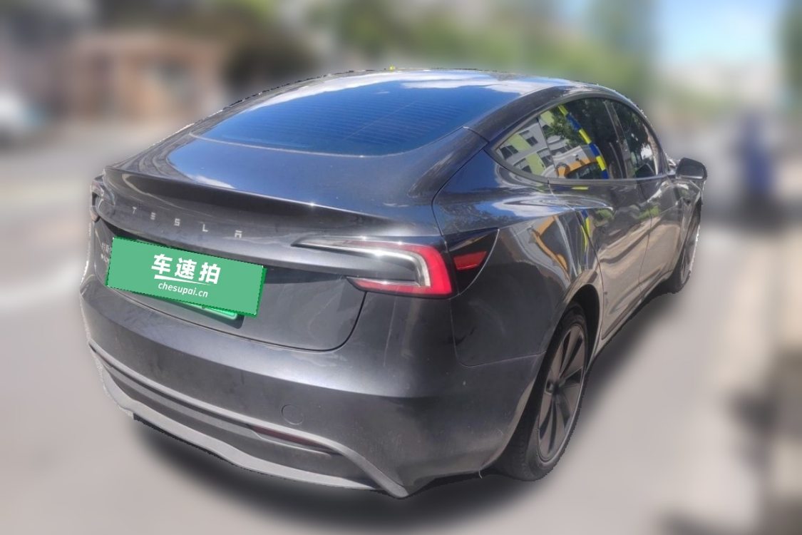 Tesla Model 3 2024 car image #4