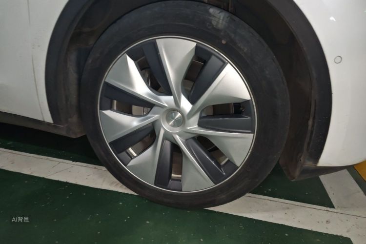 Tesla Model Y 2023 #9 Tesla Model Y 2023 car image #9
