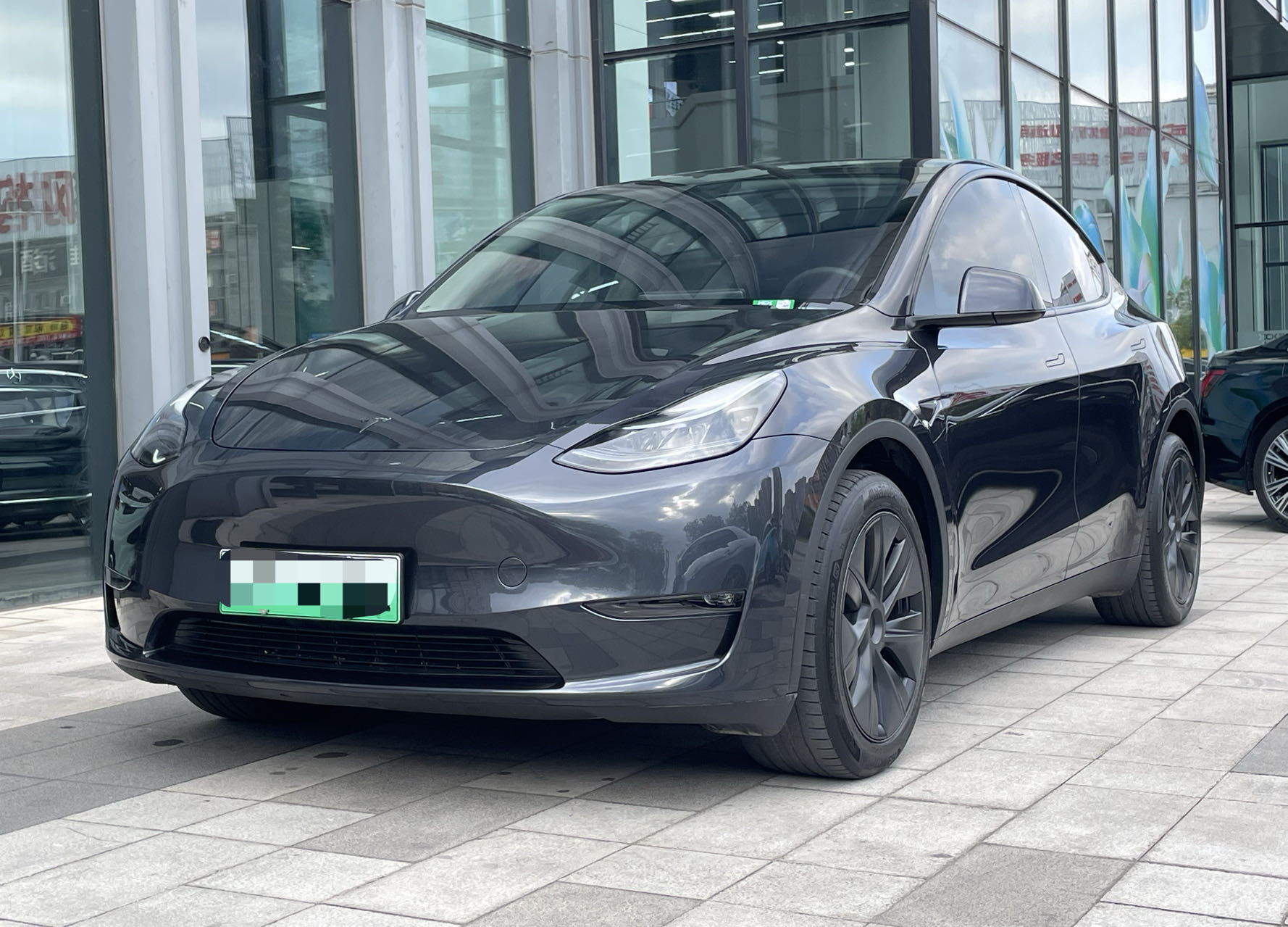 Tesla Model Y 2024 Tesla Model Y 2024 immagine di auto