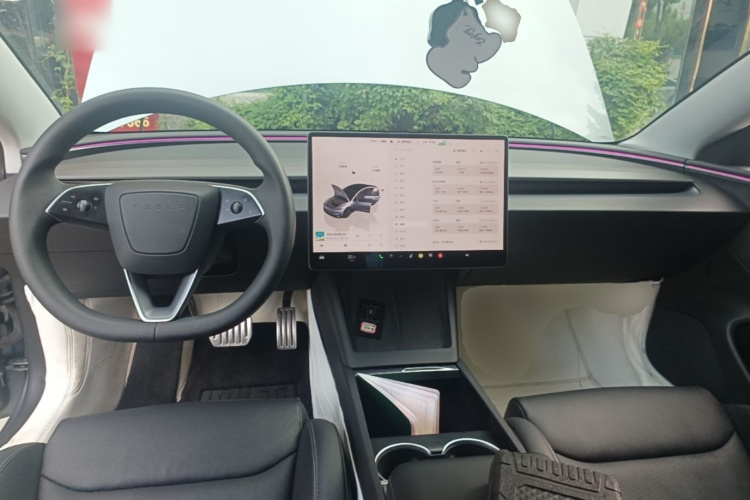 Tesla Model 3 2025 #10 Tesla Model 3 2025 car image #10