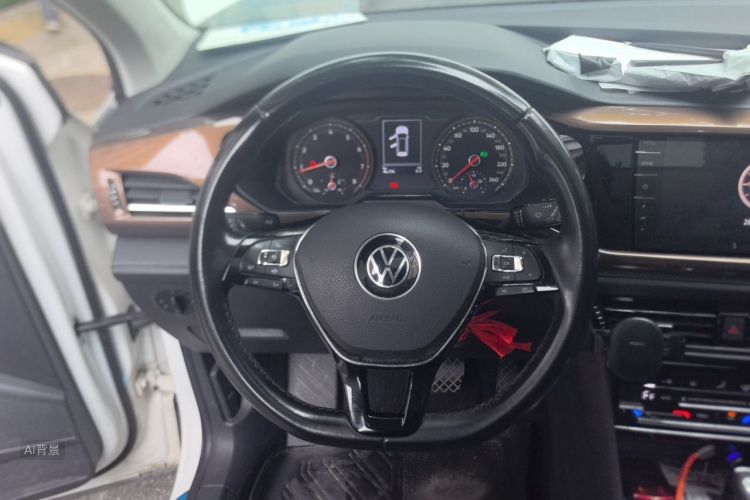 Volkswagen Tharu 2022 car image #12