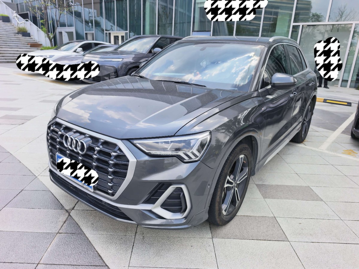 Audi Q3 2022 Audi Q3 2022 immagine di auto