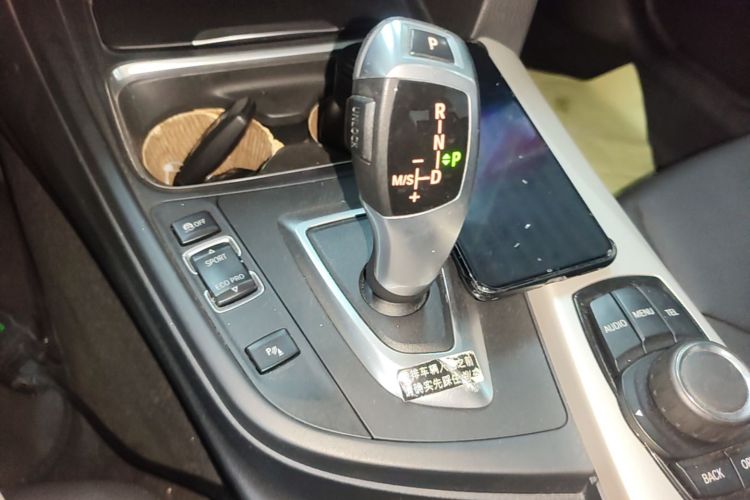 BMW 3 Series 2015 #14 BMW 3 Series 2015 car image #14