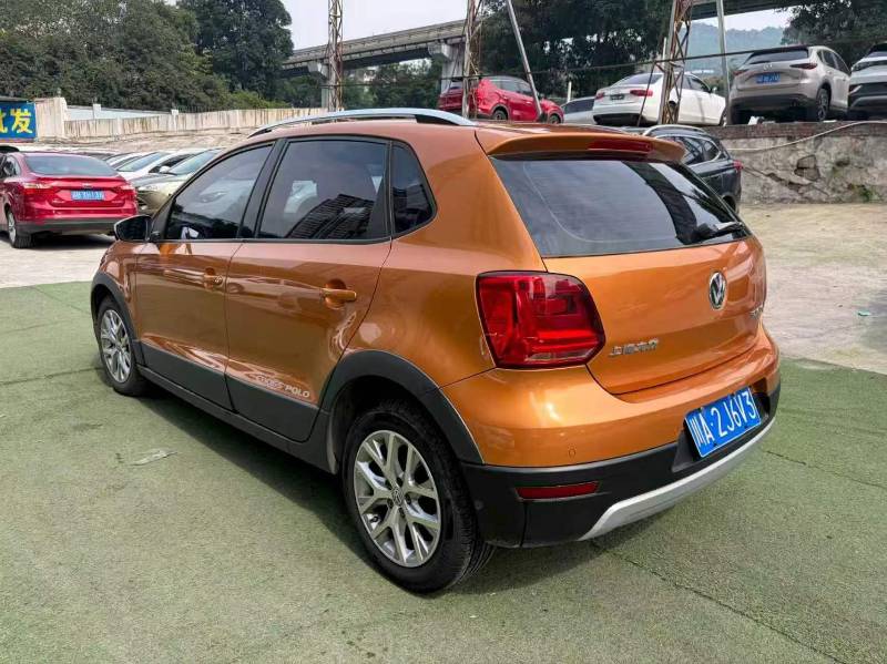 Volkswagen Polo 2015 #6 Volkswagen Polo 2015 car image #6