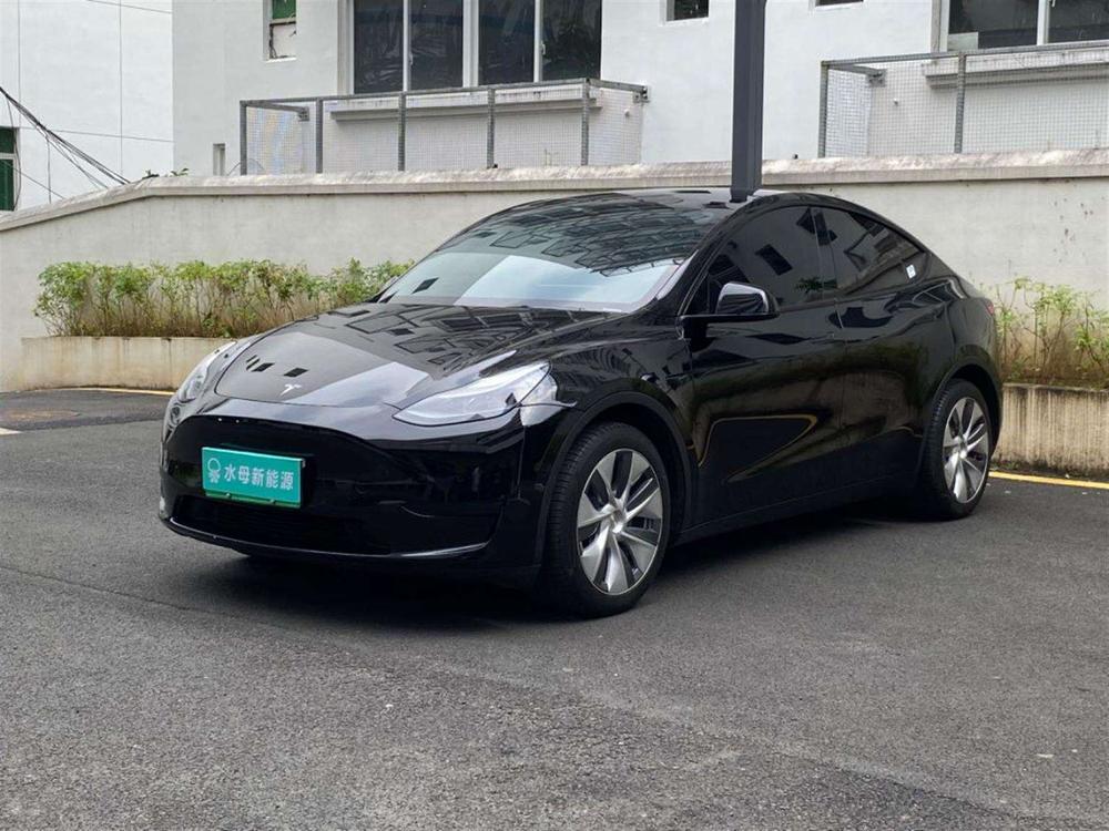 Tesla Model Y 2022 Tesla Model Y 2022 car image