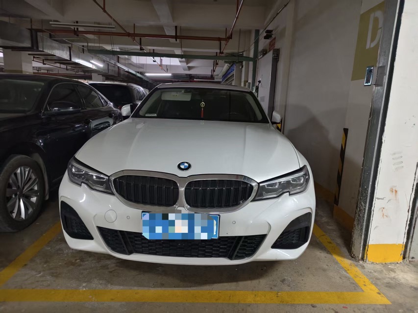BMW 3 Series 2021 #2 BMW 3 Series 2021 car image #2