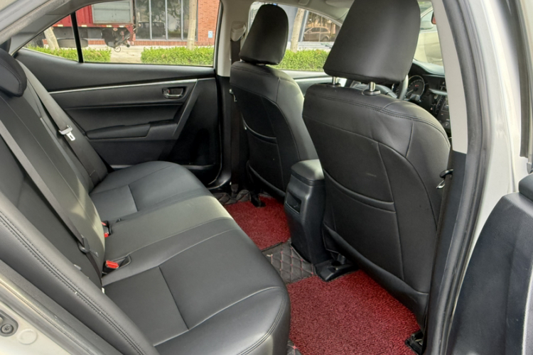 Toyota Corolla 2017 #16 Toyota Corolla 2017 car image #16
