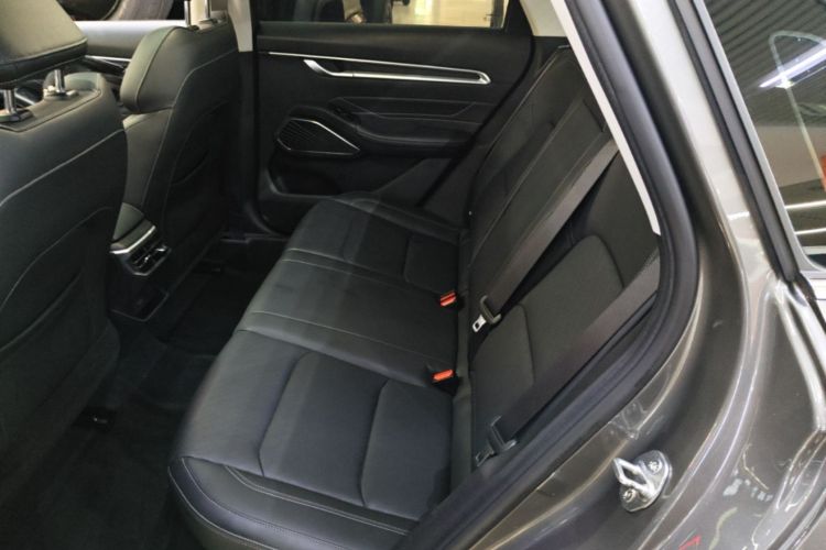 GEELY Emgrand 2022 #17 GEELY Emgrand 2022 car image #17