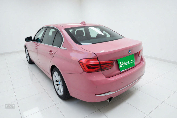 BMW 3 Series 2017 #5 BMW 3 Series 2017 car image #5