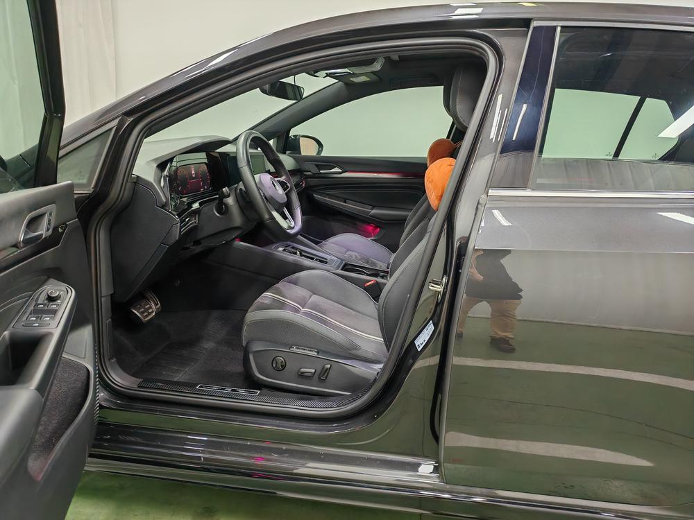 Volkswagen Golf 2024 imagen de coche #17
