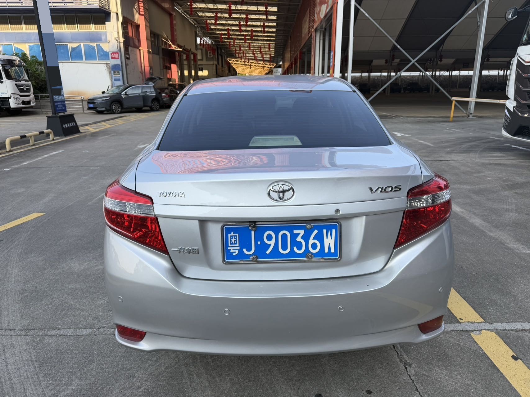 Toyota Vios 2015 صورة سيارة #4