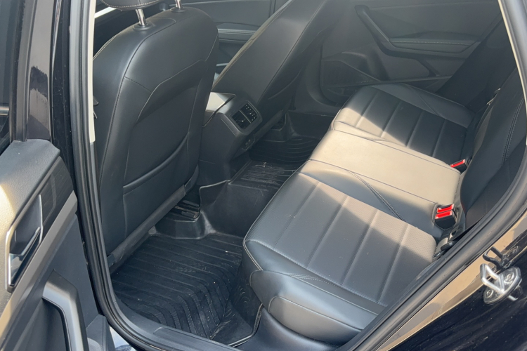 Volkswagen Lavida 2021 car image #12