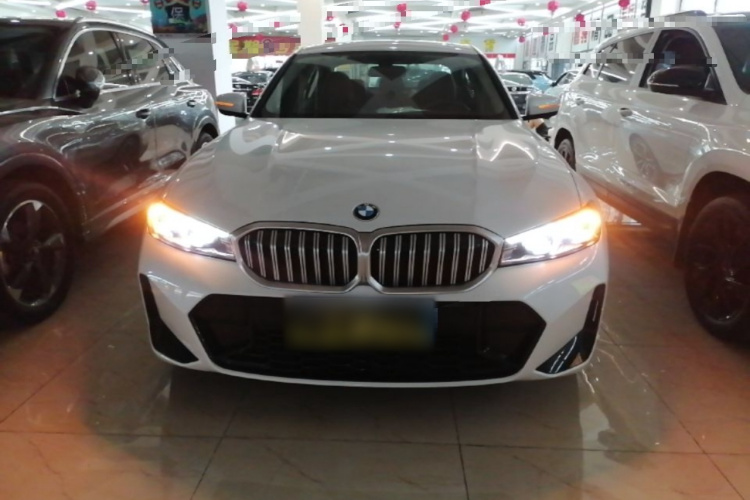 BMW 3 Series 2022 #3 BMW 3 Series 2022 car image #3