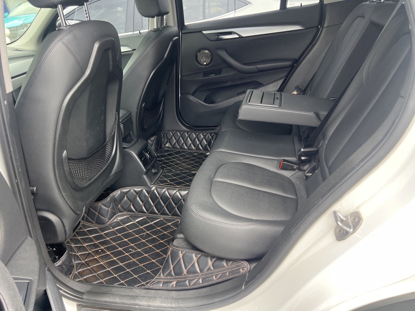 BMW X1 2018 #6 BMW X1 2018 car image #6