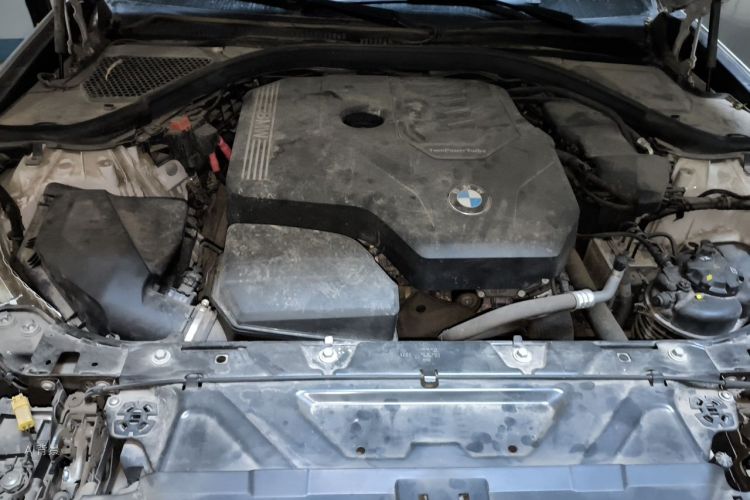 BMW 3 Series 2021 #22 BMW 3 Series 2021 car image #22
