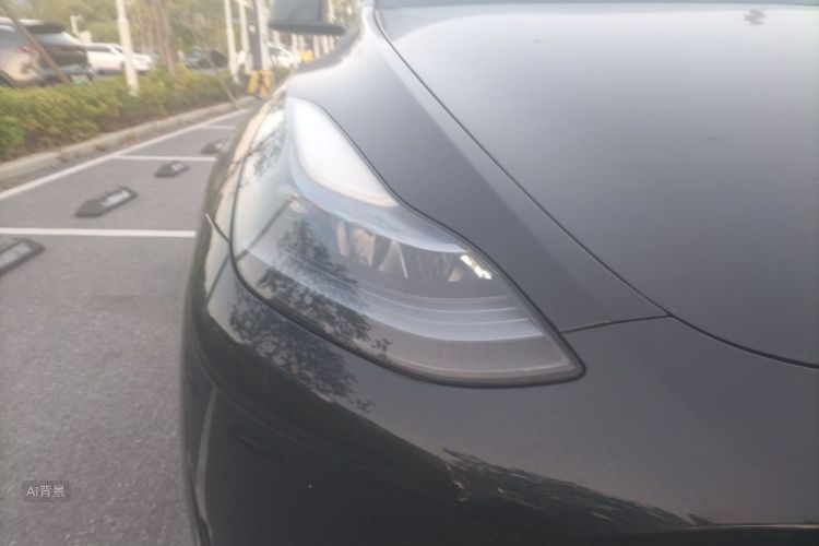 Tesla Model Y 2024 #8 Tesla Model Y 2024 car image #8